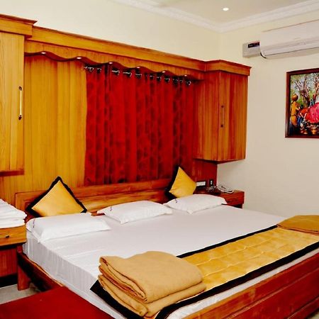 Anandha Grand Lodge Тиручендур Экстерьер фото