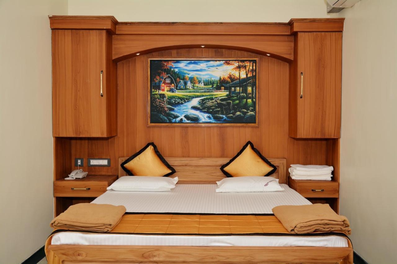 Anandha Grand Lodge Тиручендур Экстерьер фото