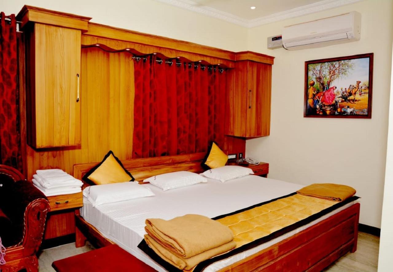 Anandha Grand Lodge Тиручендур Экстерьер фото